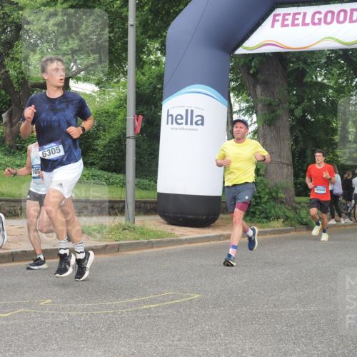 29.06.2025 - hella hamburg halbmarathon KatJ http://msf.ph/oto/8365779 29.06.2025 10:23:01 Zwischen KM18-KM19 1053, 1080, 2243, 5193, 6305 meine-sportfotos.de