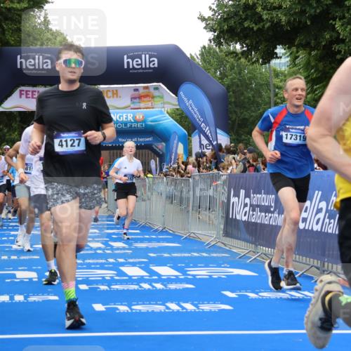 29.06.2025 - hella hamburg halbmarathon Strokosch-Dieckow http://msf.ph/oto/8365809 29.06.2025 10:50:28 Ziel 1750, 3414, 4127, 4247, 5447, 6282, 6795, 7397, 8153, 8576, 8899, 11214, 11455, 12035, 12624, 13812, 14626, 15803, 16806, 17179, 17247, 17319, 18006, 18394 meine-sportfotos.de