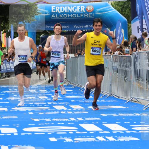 29.06.2025 - hella hamburg halbmarathon Strokosch-Dieckow http://msf.ph/oto/8365942 29.06.2025 10:28:41 Ziel 1953, 2604, 3968, 6090, 10222, 10486, 15655, 17213, 17428, 18763 meine-sportfotos.de