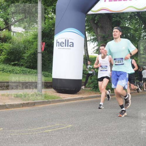 29.06.2025 - hella hamburg halbmarathon KatJ http://msf.ph/oto/8366063 29.06.2025 10:23:03 Zwischen KM18-KM19 1053, 1080, 5193, 6305, 7534 meine-sportfotos.de