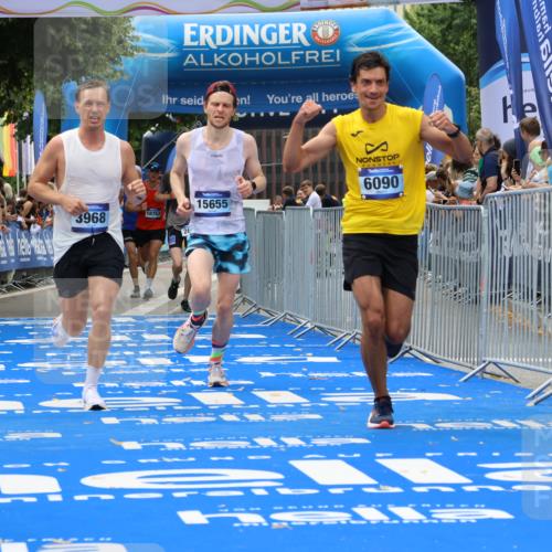 29.06.2025 - hella hamburg halbmarathon Strokosch-Dieckow http://msf.ph/oto/8366123 29.06.2025 10:28:41 Ziel 1953, 2604, 3968, 6090, 10222, 10486, 15655, 17213, 17428, 18763 meine-sportfotos.de