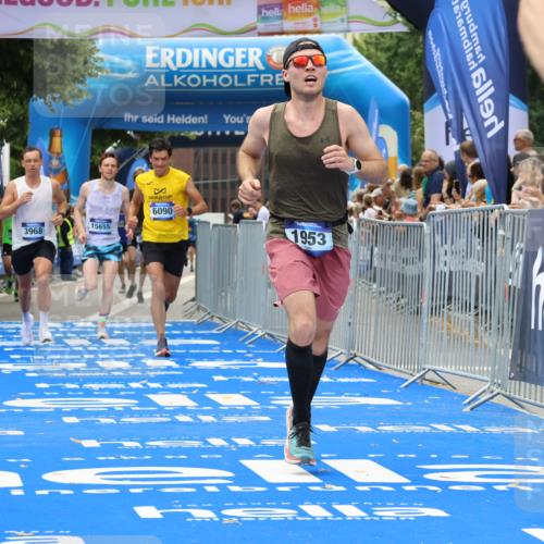 29.06.2025 - hella hamburg halbmarathon Strokosch-Dieckow http://msf.ph/oto/8366271 29.06.2025 10:28:39 Ziel 1953, 2604, 3968, 6090, 10222, 15655, 17213, 17428 meine-sportfotos.de
