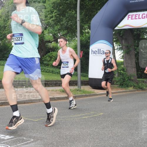 29.06.2025 - hella hamburg halbmarathon KatJ http://msf.ph/oto/8366325 29.06.2025 10:23:04 Zwischen KM18-KM19 1080, 5193, 6305, 7534, 8312 meine-sportfotos.de