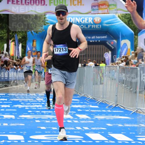 29.06.2025 - hella hamburg halbmarathon Strokosch-Dieckow http://msf.ph/oto/8366405 29.06.2025 10:28:38 Ziel 1953, 3968, 6090, 10222, 15655, 17213, 17428 meine-sportfotos.de