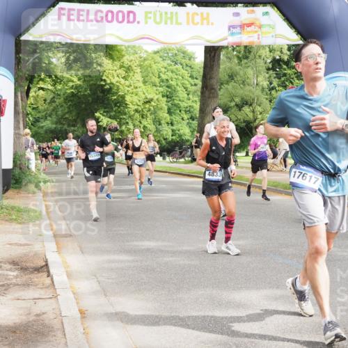 29.06.2025 - hella hamburg halbmarathon MichiJ http://msf.ph/oto/8366437 29.06.2025 10:43:57 Zwischen KM18-KM19 1563, 2417, 2676, 4833, 4940, 4951, 5570, 6835, 9361, 9488, 9907, 11554, 13523, 14867, 17617, 17779 meine-sportfotos.de