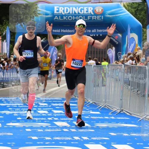 29.06.2025 - hella hamburg halbmarathon Strokosch-Dieckow http://msf.ph/oto/8366443 29.06.2025 10:28:36 Ziel 1953, 3968, 6090, 10222, 15655, 17213, 17374 meine-sportfotos.de