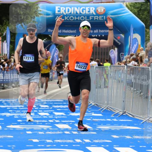 29.06.2025 - hella hamburg halbmarathon Strokosch-Dieckow http://msf.ph/oto/8366474 29.06.2025 10:28:36 Ziel 1953, 3968, 6090, 10222, 15655, 17213, 17374 meine-sportfotos.de
