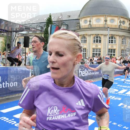 29.06.2025 - hella hamburg halbmarathon Michael Strokosch http://msf.ph/oto/8366489 29.06.2025 10:57:12 Ziel 1387, 1877, 4167, 4261, 9884, 11612, 13691, 13750, 14139, 14408, 14588, 15110, 15726, 16909, 17617, 18208, 19184 meine-sportfotos.de