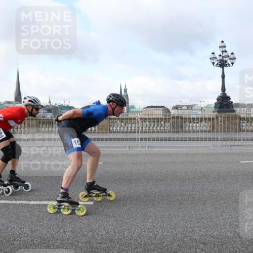 29.06.2025 - hella hamburg halbmarathon Lena Gebhardt http://msf.ph/oto/8366716 29.06.2025 08:49:27 Lombardsbrücke 388 meine-sportfotos.de
