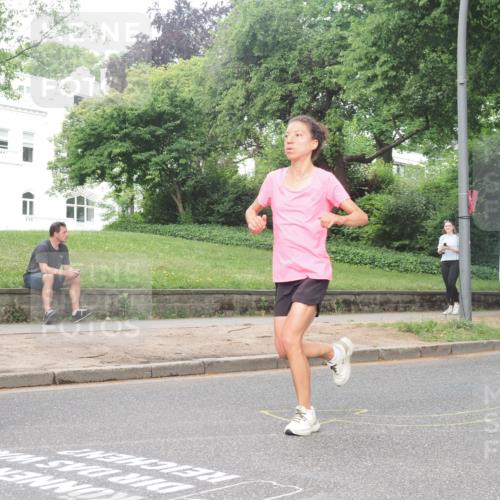 29.06.2025 - hella hamburg halbmarathon KatJ http://msf.ph/oto/8366776 29.06.2025 10:23:06 Zwischen KM18-KM19 1080, 6305, 7534, 8312 meine-sportfotos.de