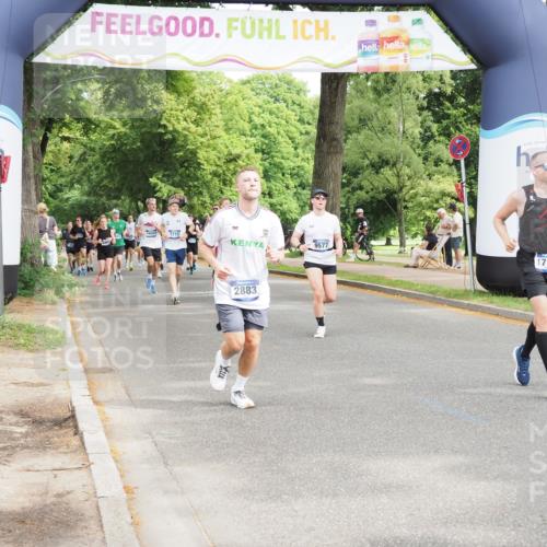 29.06.2025 - hella hamburg halbmarathon MichiJ http://msf.ph/oto/8366863 29.06.2025 10:44:03 Zwischen KM18-KM19 2883, 4833, 4951, 5570, 6835, 9577, 11083, 11554, 15349, 16257, 16261, 17160, 17617, 18388 meine-sportfotos.de