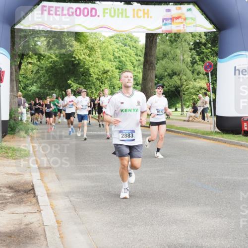 29.06.2025 - hella hamburg halbmarathon MichiJ http://msf.ph/oto/8366924 29.06.2025 10:44:03 Zwischen KM18-KM19 2883, 4833, 4951, 5570, 6835, 9577, 11083, 11554, 15349, 16257, 16261, 17160, 17617, 18388 meine-sportfotos.de