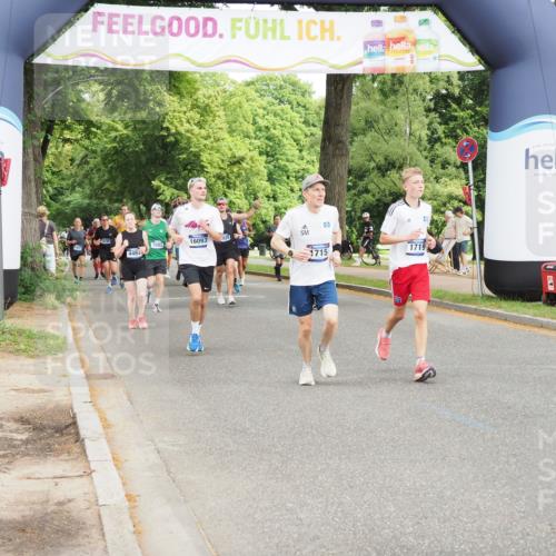 29.06.2025 - hella hamburg halbmarathon MichiJ http://msf.ph/oto/8366959 29.06.2025 10:44:06 Zwischen KM18-KM19 1715, 1719, 2883, 4467, 9577, 11083, 15349, 16093, 16257, 16261, 17160, 18388 meine-sportfotos.de