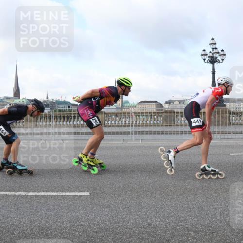 29.06.2025 - hella hamburg halbmarathon Lena Gebhardt http://msf.ph/oto/8366995 29.06.2025 08:49:28 Lombardsbrücke 454, 290, 441, 388 meine-sportfotos.de
