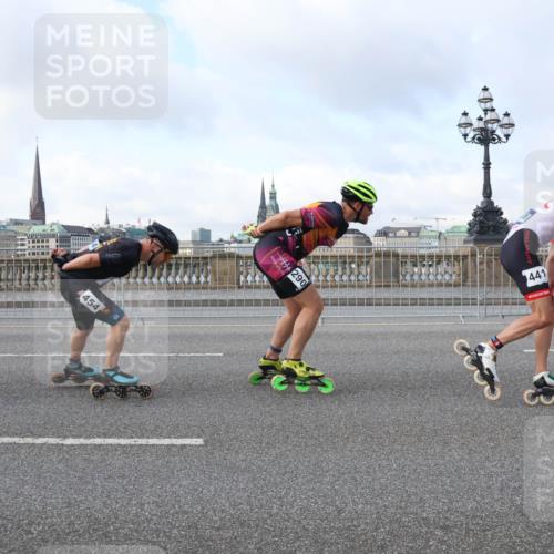 29.06.2025 - hella hamburg halbmarathon Lena Gebhardt http://msf.ph/oto/8367036 29.06.2025 08:49:28 Lombardsbrücke 241, 454, 290, 441 meine-sportfotos.de