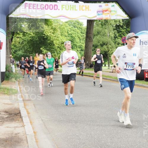 29.06.2025 - hella hamburg halbmarathon MichiJ http://msf.ph/oto/8367086 29.06.2025 10:44:07 Zwischen KM18-KM19 1715, 1719, 2883, 3093, 4467, 9577, 11083, 15189, 16093, 16261, 17160, 18388 meine-sportfotos.de
