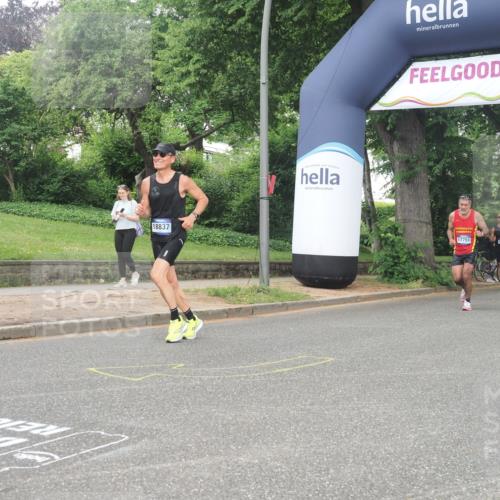 29.06.2025 - hella hamburg halbmarathon KatJ http://msf.ph/oto/8367088 29.06.2025 10:23:09 Zwischen KM18-KM19 1080, 7534, 7901, 8312 meine-sportfotos.de