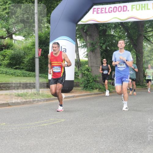 29.06.2025 - hella hamburg halbmarathon KatJ http://msf.ph/oto/8367231 29.06.2025 10:23:11 Zwischen KM18-KM19 7534, 7901, 8312 meine-sportfotos.de