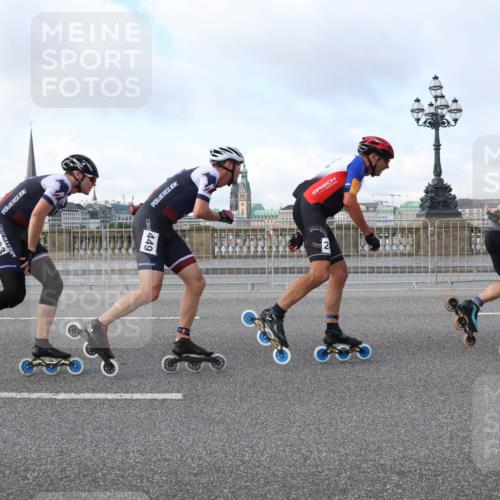 29.06.2025 - hella hamburg halbmarathon Lena Gebhardt http://msf.ph/oto/8367410 29.06.2025 08:49:28 Lombardsbrücke 493, 449, 454 meine-sportfotos.de