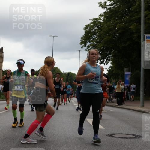 29.06.2025 - hella hamburg halbmarathon Yannick Fuchs http://msf.ph/oto/8367478 29.06.2025 10:53:25 20KM 2348, 2584, 2780, 2957, 2978, 3114, 3279, 3425, 3983, 4088, 4592, 4796, 5885, 6087, 6220, 6438, 7031, 7223, 7287, 10488, 10587, 10759, 10896, 10943, 11018, 11757, 11935, 11938, 12206, 12261, 12564, 12633, 12736, 12779, 12862, 13583, 13706, 13761, 14567, 14732, 14902, 14928, 14965, 15232, 15284, 15785, 16227, 16341, 16754, 16910, 16915, 16980, 17176, 17304, 17503, 17630, 18467, 18485, 18716, 18855, 19015, 19160 meine-sportfotos.de