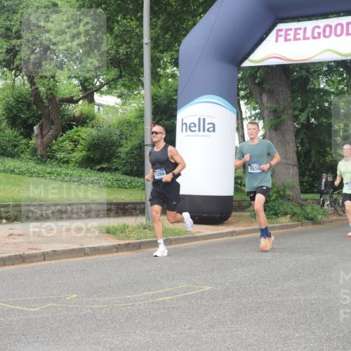 29.06.2025 - hella hamburg halbmarathon KatJ http://msf.ph/oto/8367498 29.06.2025 10:23:12 Zwischen KM18-KM19 7901, 8312 meine-sportfotos.de