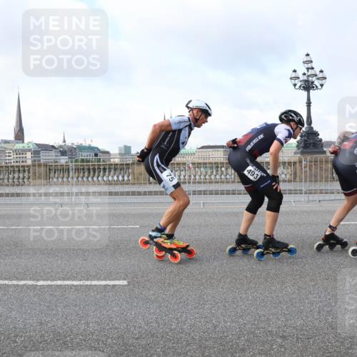 29.06.2025 - hella hamburg halbmarathon Lena Gebhardt http://msf.ph/oto/8367627 29.06.2025 08:49:28 Lombardsbrücke 75, 493, 449 meine-sportfotos.de
