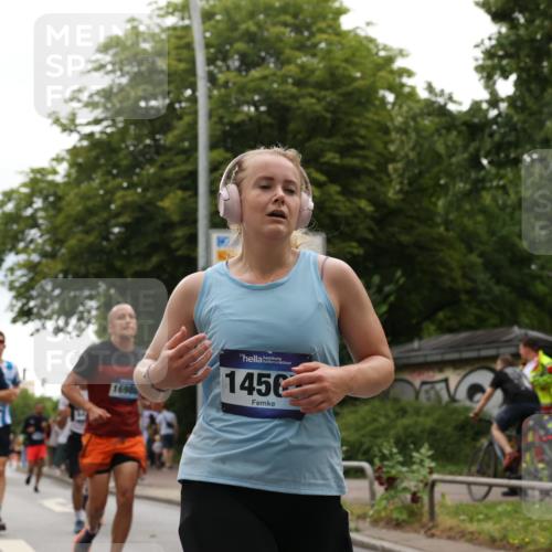 29.06.2025 - hella hamburg halbmarathon Yannick Fuchs http://msf.ph/oto/8367940 29.06.2025 10:53:26 20KM 2348, 2584, 2780, 2957, 2978, 3114, 3279, 3425, 3983, 4088, 4238, 4592, 4796, 5885, 6087, 6220, 6438, 7031, 7223, 7287, 9985, 10488, 10587, 10759, 10896, 10943, 11018, 11757, 11935, 11938, 12206, 12261, 12564, 12736, 12779, 12862, 13583, 13706, 13761, 14567, 14732, 14902, 14928, 14965, 15232, 15284, 15785, 16227, 16341, 16754, 16910, 16915, 16980, 17176, 17304, 17503, 17630, 18467, 18485, 18716, 18855, 19015, 19160 meine-sportfotos.de