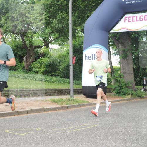 29.06.2025 - hella hamburg halbmarathon KatJ http://msf.ph/oto/8367951 29.06.2025 10:23:14 Zwischen KM18-KM19 5550, 7901 meine-sportfotos.de