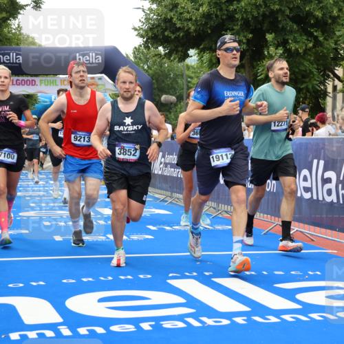 29.06.2025 - hella hamburg halbmarathon Strokosch-Dieckow http://msf.ph/oto/8367988 29.06.2025 10:49:59 Ziel 1216, 1321, 1507, 2020, 2540, 3562, 3692, 3852, 7100, 7657, 8454, 8455, 9031, 9213, 9303, 9491, 9965, 12203, 12271, 12527, 12733, 13225, 13758, 14257, 16403, 16716, 16732, 16887, 18228, 18657, 18658, 18884, 19112 meine-sportfotos.de