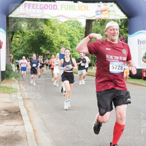 29.06.2025 - hella hamburg halbmarathon MichiJ http://msf.ph/oto/8368234 29.06.2025 10:44:16 Zwischen KM18-KM19 1200, 1833, 2025, 2488, 3413, 3859, 4426, 5015, 5134, 5457, 5458, 5728, 12773, 12774, 13376, 15110, 15584, 15726, 16830, 17769, 18966 meine-sportfotos.de