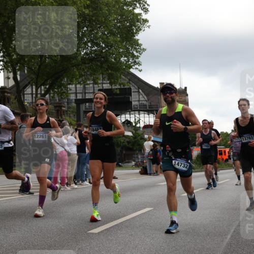 29.06.2025 - hella hamburg halbmarathon Yannick Fuchs http://msf.ph/oto/8368246 29.06.2025 10:53:28 20KM 2348, 2780, 3114, 3279, 3425, 3983, 4088, 4238, 4796, 4986, 5885, 6087, 6220, 6438, 7031, 7223, 7287, 8030, 8807, 9985, 10488, 10587, 10896, 10943, 11018, 11114, 11757, 11935, 11938, 12206, 12261, 12564, 12736, 12779, 12862, 13583, 13706, 13761, 14567, 14732, 14902, 14928, 14965, 15232, 15284, 15785, 16227, 16530, 16754, 16910, 16915, 16980, 17176, 17304, 17503, 17630, 18467, 18485, 18716, 18855, 19015, 19160 meine-sportfotos.de