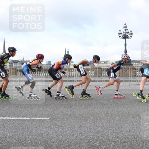 29.06.2025 - hella hamburg halbmarathon Lena Gebhardt http://msf.ph/oto/8368548 29.06.2025 08:50:02 Lombardsbrücke 93, 103, 190, 249, 386, 210 meine-sportfotos.de