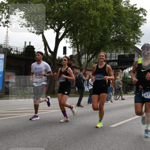29.06.2025 - hella hamburg halbmarathon Yannick Fuchs http://msf.ph/oto/8368561 29.06.2025 10:53:28 20KM 2348, 2780, 3114, 3279, 3425, 3983, 4088, 4238, 4796, 4986, 5885, 6087, 6220, 6438, 7031, 7223, 7287, 8030, 8807, 9985, 10488, 10587, 10896, 10943, 11018, 11114, 11757, 11935, 11938, 12206, 12261, 12564, 12736, 12779, 12862, 13583, 13706, 13761, 14567, 14732, 14902, 14928, 14965, 15232, 15284, 15785, 16227, 16530, 16754, 16910, 16915, 16980, 17176, 17304, 17503, 17630, 18467, 18485, 18716, 18855, 19015, 19160 meine-sportfotos.de