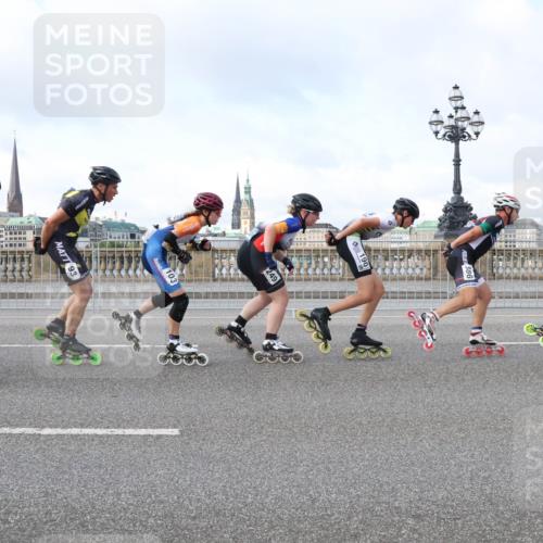 29.06.2025 - hella hamburg halbmarathon Lena Gebhardt http://msf.ph/oto/8368605 29.06.2025 08:50:02 Lombardsbrücke 93, 425, 103, 249, 190, 386, 210 meine-sportfotos.de