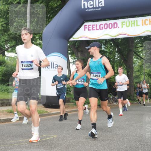 29.06.2025 - hella hamburg halbmarathon KatJ http://msf.ph/oto/8368608 29.06.2025 10:23:19 Zwischen KM18-KM19 1743, 5550, 7628 meine-sportfotos.de