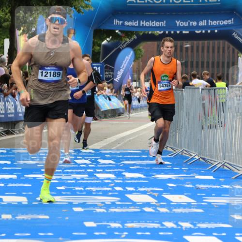 29.06.2025 - hella hamburg halbmarathon Strokosch-Dieckow http://msf.ph/oto/8368717 29.06.2025 10:27:58 Ziel 10106, 10485, 12189, 13383, 14757, 15883, 16377, 17488 meine-sportfotos.de
