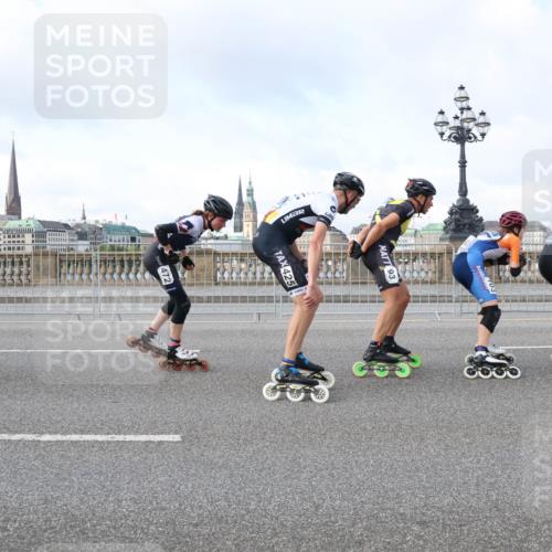 29.06.2025 - hella hamburg halbmarathon Lena Gebhardt http://msf.ph/oto/8368813 29.06.2025 08:50:02 Lombardsbrücke 390, 425, 93, 190 meine-sportfotos.de