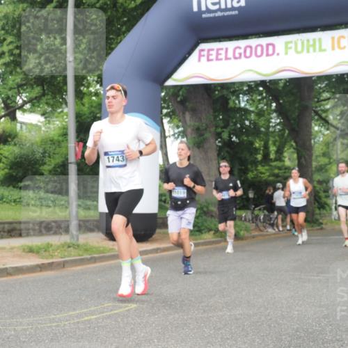29.06.2025 - hella hamburg halbmarathon KatJ http://msf.ph/oto/8368920 29.06.2025 10:23:21 Zwischen KM18-KM19 1743, 5550, 7628 meine-sportfotos.de