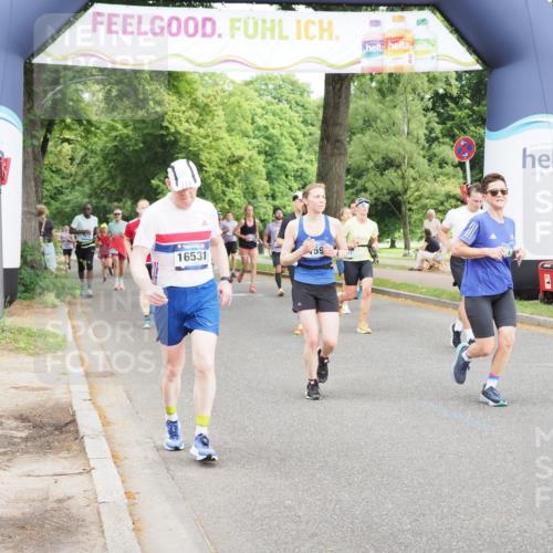 29.06.2025 - hella hamburg halbmarathon MichiJ http://msf.ph/oto/8368951 29.06.2025 10:44:21 Zwischen KM18-KM19 1200, 3859, 4426, 5015, 5134, 5391, 5457, 5728, 6892, 7159, 11645, 12773, 15110, 15220, 16418, 16531, 16909, 17405, 17848 meine-sportfotos.de