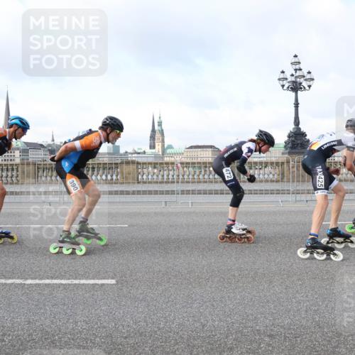 29.06.2025 - hella hamburg halbmarathon Lena Gebhardt http://msf.ph/oto/8368962 29.06.2025 08:50:03 Lombardsbrücke 410, 390, 425 meine-sportfotos.de