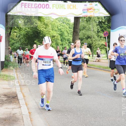29.06.2025 - hella hamburg halbmarathon MichiJ http://msf.ph/oto/8368983 29.06.2025 10:44:21 Zwischen KM18-KM19 1200, 3859, 4426, 5015, 5134, 5391, 5457, 5728, 6892, 7159, 11645, 12773, 15110, 15220, 16418, 16531, 16909, 17405, 17848 meine-sportfotos.de