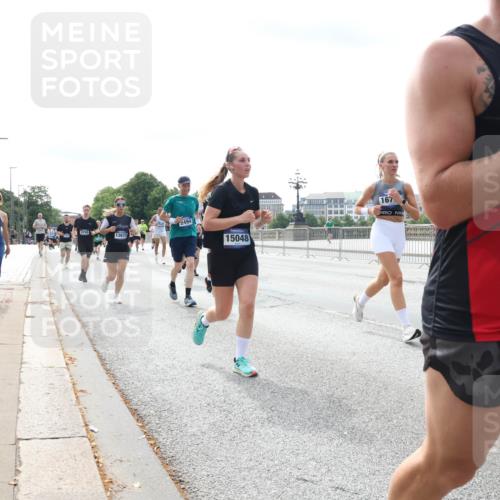 29.06.2025 - hella hamburg halbmarathon Lena Gebhardt http://msf.ph/oto/8369042 29.06.2025 10:14:43 Lombardsbrücke 755, 2494, 13673, 15048, 167, 9663, 16288, 1071, 1379, 1406, 1575, 1728, 2046, 2140, 2494, 2601, 2690, 2990, 3020, 3025, 3154, 3454, 3507, 3509, 3691, 3756, 3834, 3939, 4641, 5191, 5608, 5670, 5800, 5981, 6028, 6083, 6089, 6181, 6248, 6366, 6935, 7195, 7209, 7439, 7442, 7802, 7840, 7991, 8055, 8147, 8239, 8409, 8522, 8563, 8755, 8854, 8892, 9173, 9556, 9663, 9709, 9911, 10224, 10391, 10610, 10717, 10963, 12467, 13237, 14488, 16126 meine-sportfotos.de
