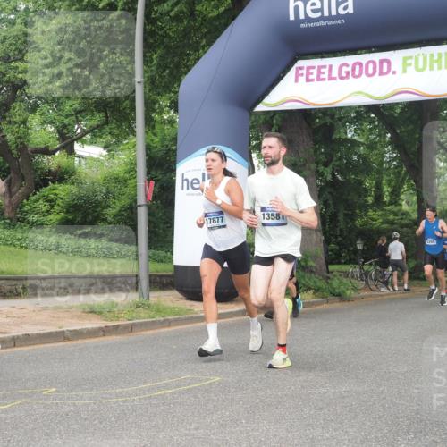 29.06.2025 - hella hamburg halbmarathon KatJ http://msf.ph/oto/8369123 29.06.2025 10:23:23 Zwischen KM18-KM19 1743, 7628 meine-sportfotos.de