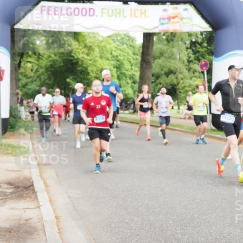 29.06.2025 - hella hamburg halbmarathon MichiJ http://msf.ph/oto/8369162 29.06.2025 10:44:23 Zwischen KM18-KM19 2652, 3575, 4632, 5015, 5134, 5391, 6892, 7159, 9316, 10788, 11645, 12773, 15110, 15220, 16418, 16531, 16634, 16909, 17405, 17848, 18180 meine-sportfotos.de