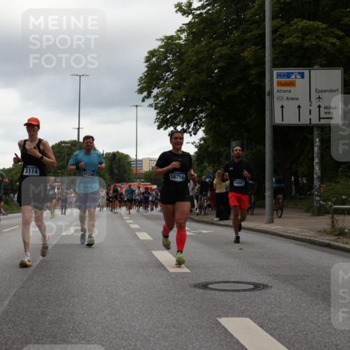 29.06.2025 - hella hamburg halbmarathon Yannick Fuchs http://msf.ph/oto/8369217 29.06.2025 10:53:30 20KM 2348, 2780, 3114, 3279, 3425, 4238, 4796, 4986, 5885, 6087, 6220, 6438, 7031, 7287, 8030, 8326, 8481, 8807, 9985, 10488, 10587, 10896, 11018, 11114, 11757, 11935, 11938, 12206, 12261, 12564, 12736, 12779, 12862, 13583, 13706, 13761, 14567, 14732, 14902, 14928, 14965, 15232, 15284, 15785, 15914, 16227, 16530, 16754, 16910, 16915, 16980, 17176, 17304, 17503, 17630, 18467, 18485, 18716, 18855, 19015, 19160 meine-sportfotos.de