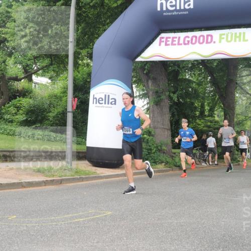 29.06.2025 - hella hamburg halbmarathon KatJ http://msf.ph/oto/8369336 29.06.2025 10:23:26 Zwischen KM18-KM19 1743, 5269 meine-sportfotos.de