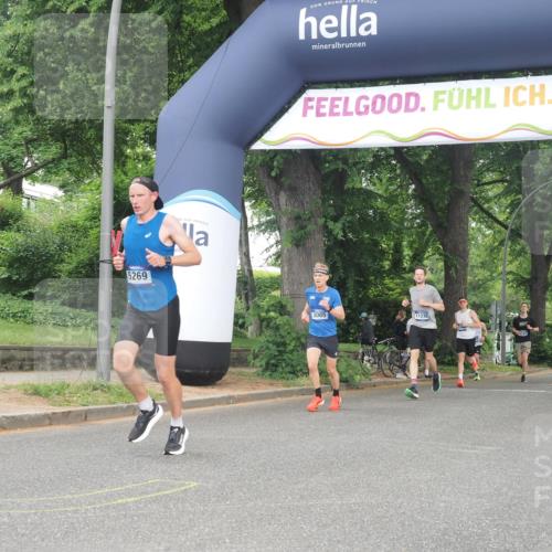 29.06.2025 - hella hamburg halbmarathon KatJ http://msf.ph/oto/8369378 29.06.2025 10:23:26 Zwischen KM18-KM19 1743, 5269 meine-sportfotos.de