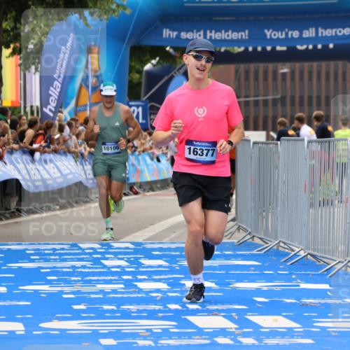 29.06.2025 - hella hamburg halbmarathon Strokosch-Dieckow http://msf.ph/oto/8369394 29.06.2025 10:27:52 Ziel 1122, 10106, 10485, 12189, 16377 meine-sportfotos.de