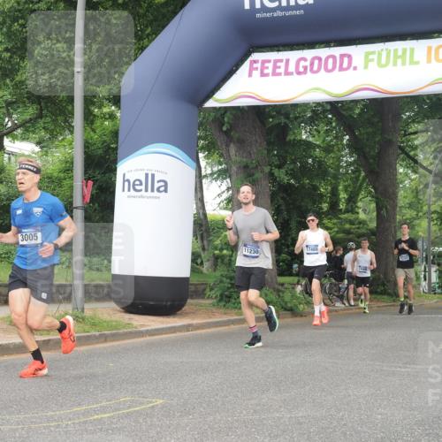 29.06.2025 - hella hamburg halbmarathon KatJ http://msf.ph/oto/8369488 29.06.2025 10:23:28 Zwischen KM18-KM19 3005, 5269 meine-sportfotos.de
