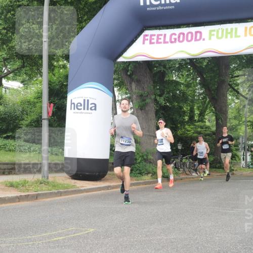 29.06.2025 - hella hamburg halbmarathon KatJ http://msf.ph/oto/8369528 29.06.2025 10:23:28 Zwischen KM18-KM19 3005, 5269 meine-sportfotos.de
